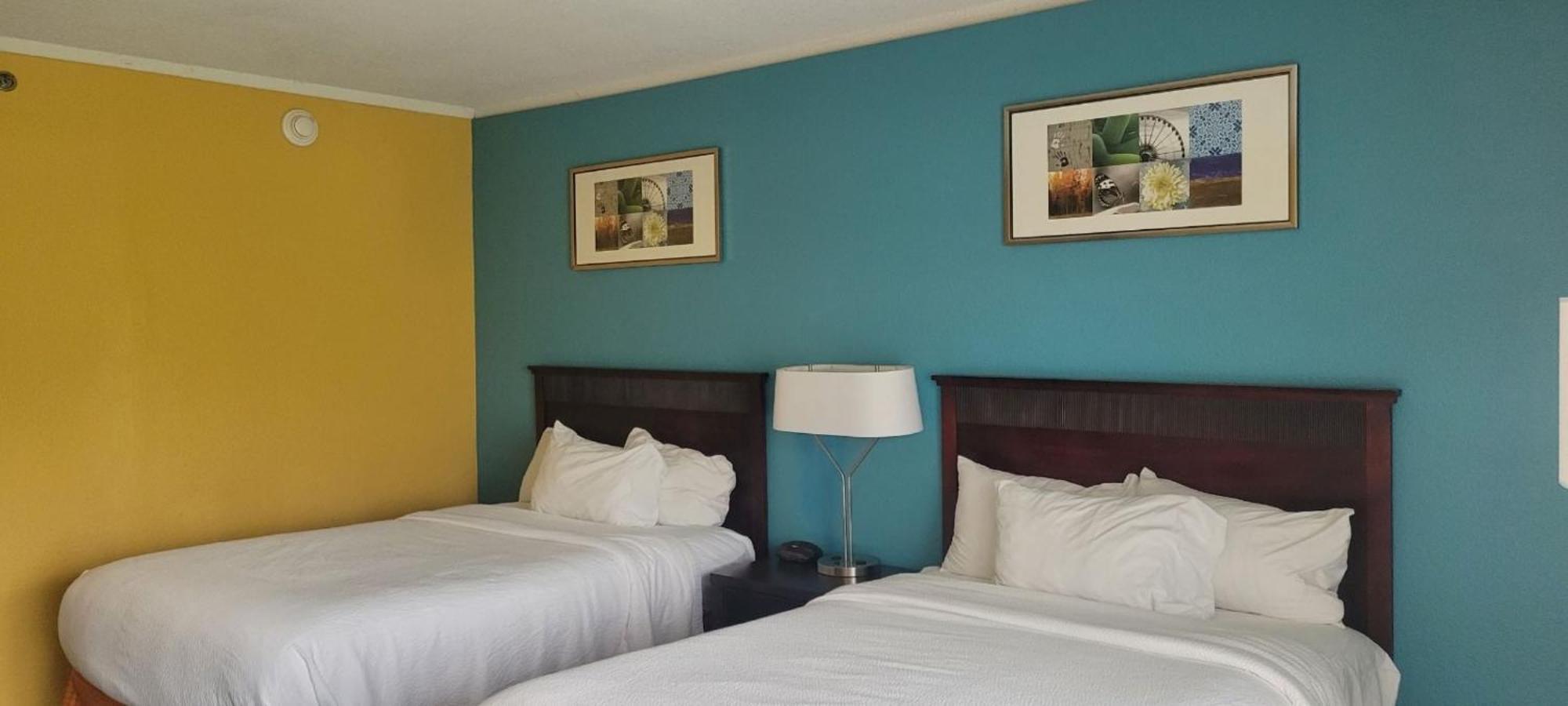 שרונוויל Chester Inn & Suites מראה חיצוני תמונה